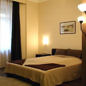 Budapest Suites Pensiune